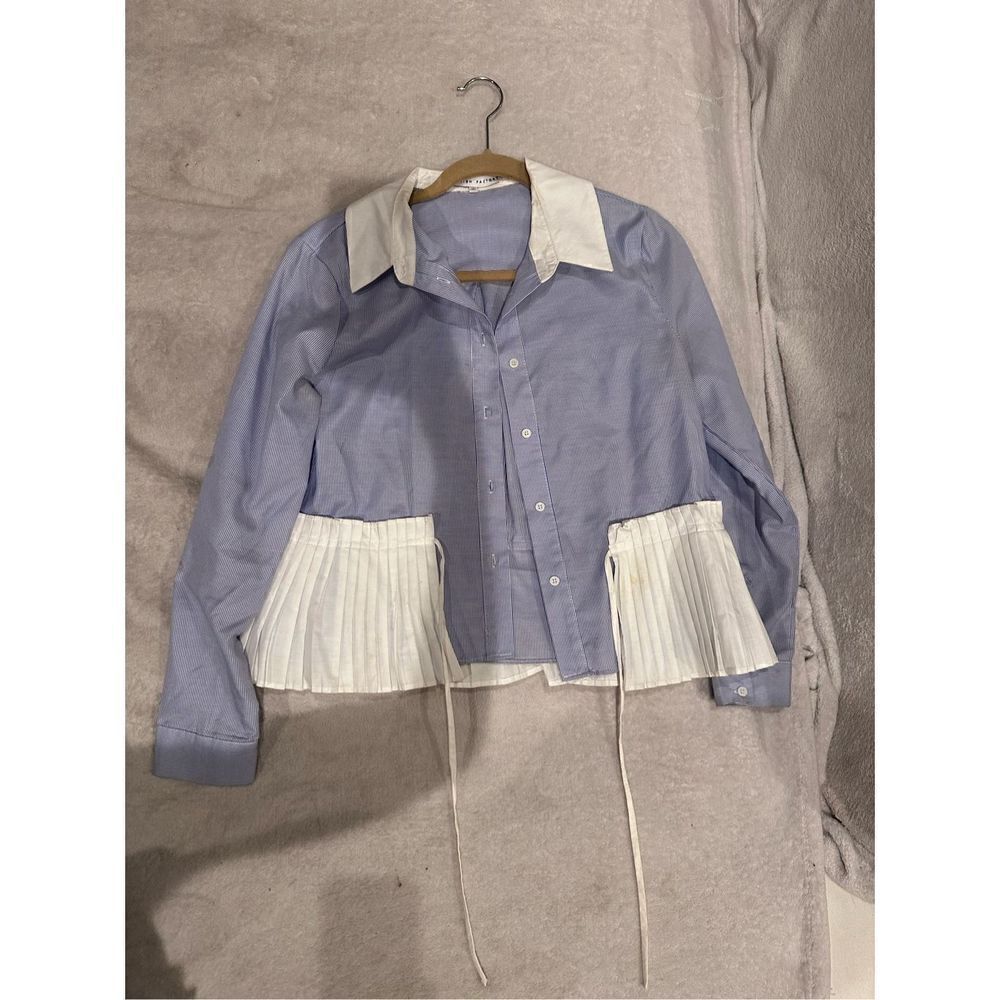 English Factory size M blouse women’s button down blue and white